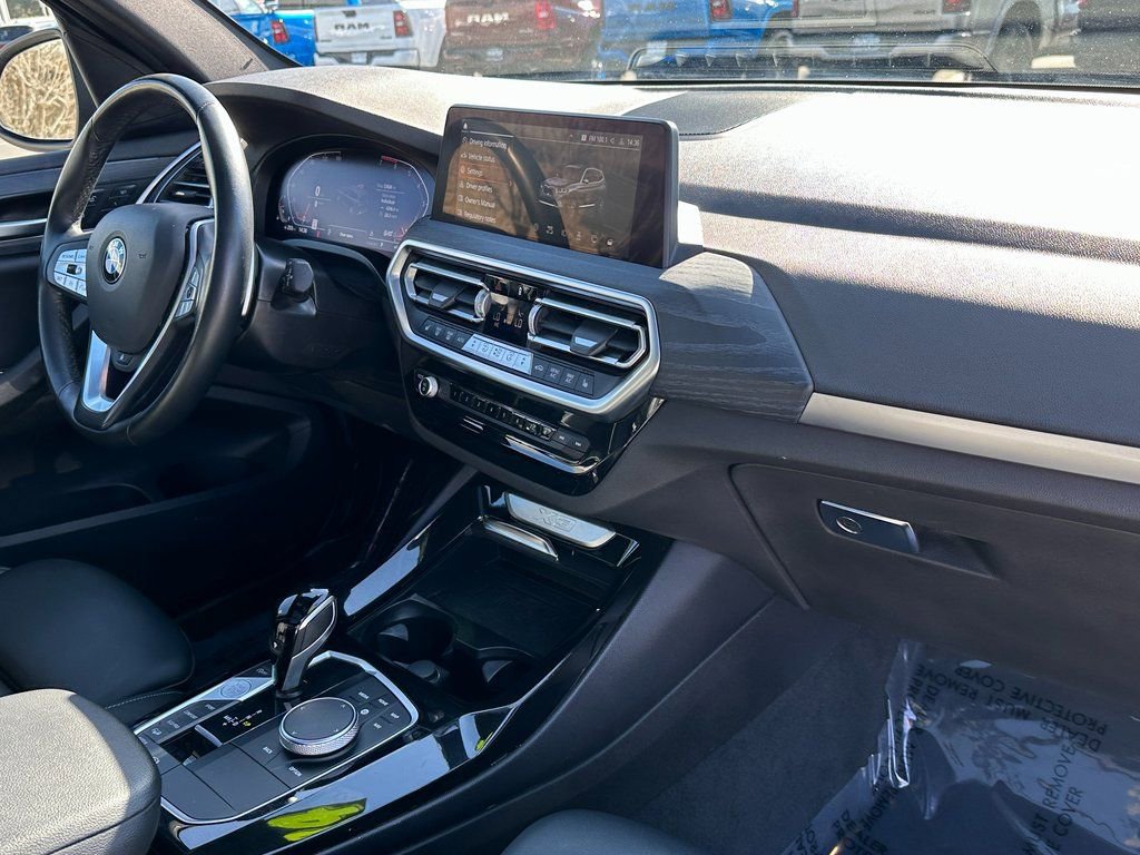 Used 2024 BMW X3 xDrive30i image 12