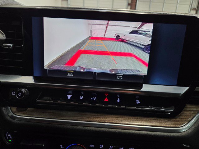 Used 2024 Chevrolet Silverado 2500 LT image 58