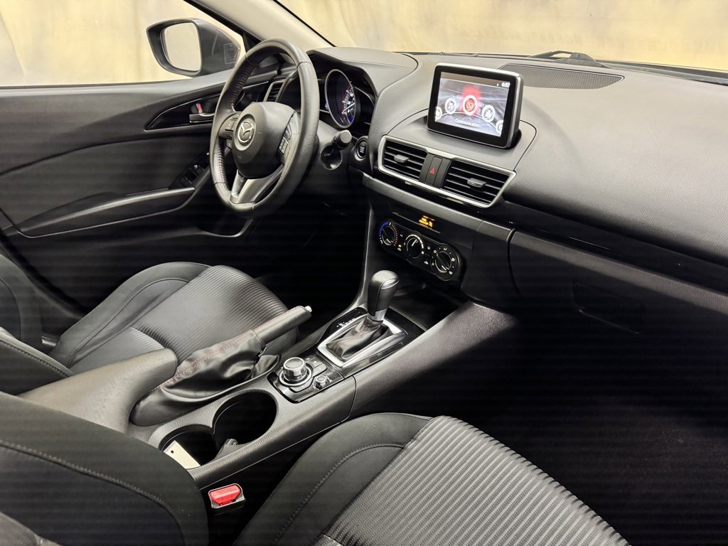Used 2015 MAZDA MAZDA3 i Touring image 25