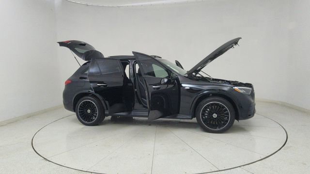 Used 2025 Mercedes-Benz GLC 350e 4MATIC image 74