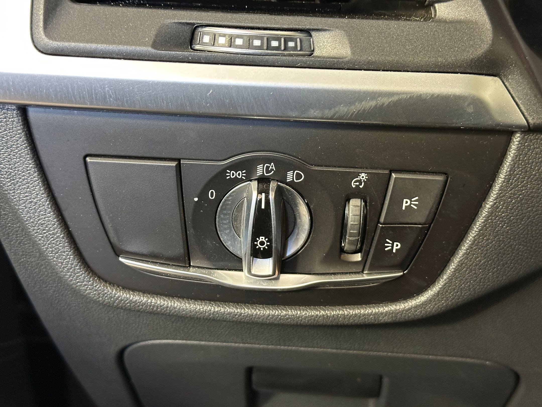 Used 2022 BMW X3 sDrive30i w/ M Sport Package 2 image 16