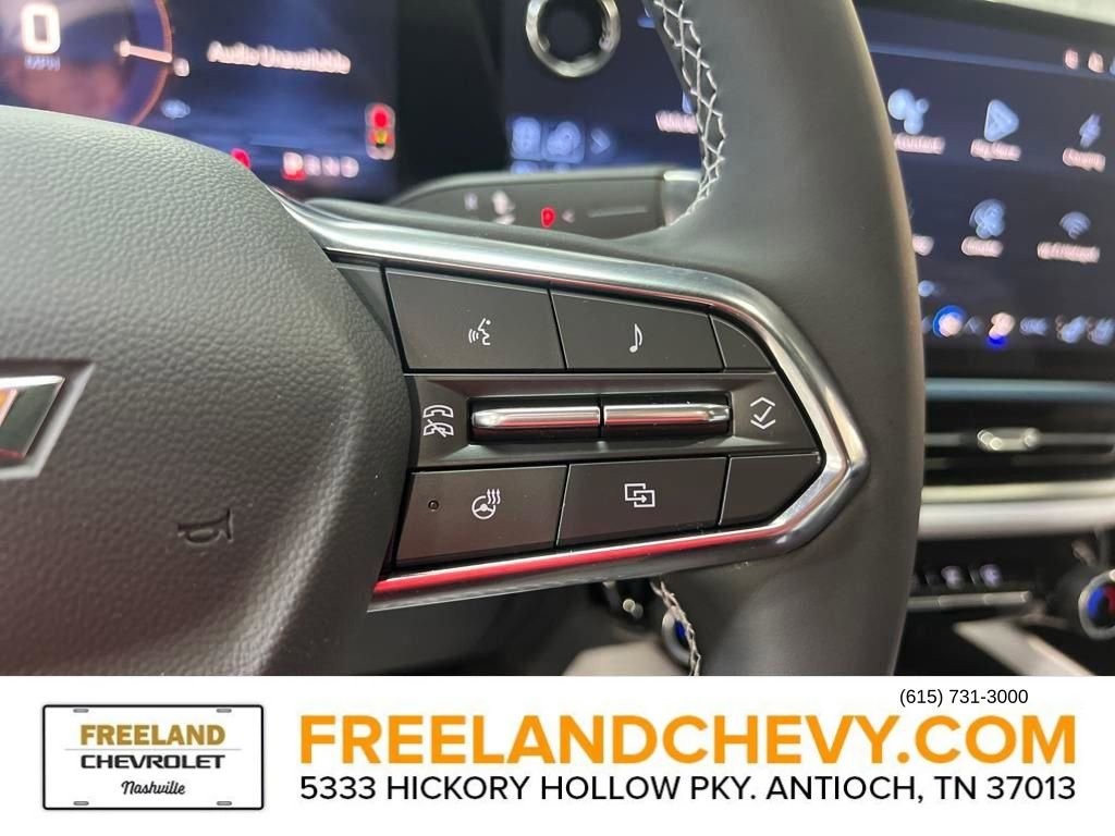 New 2025 Chevrolet Equinox EV LT w/ Convenience Package II image 12