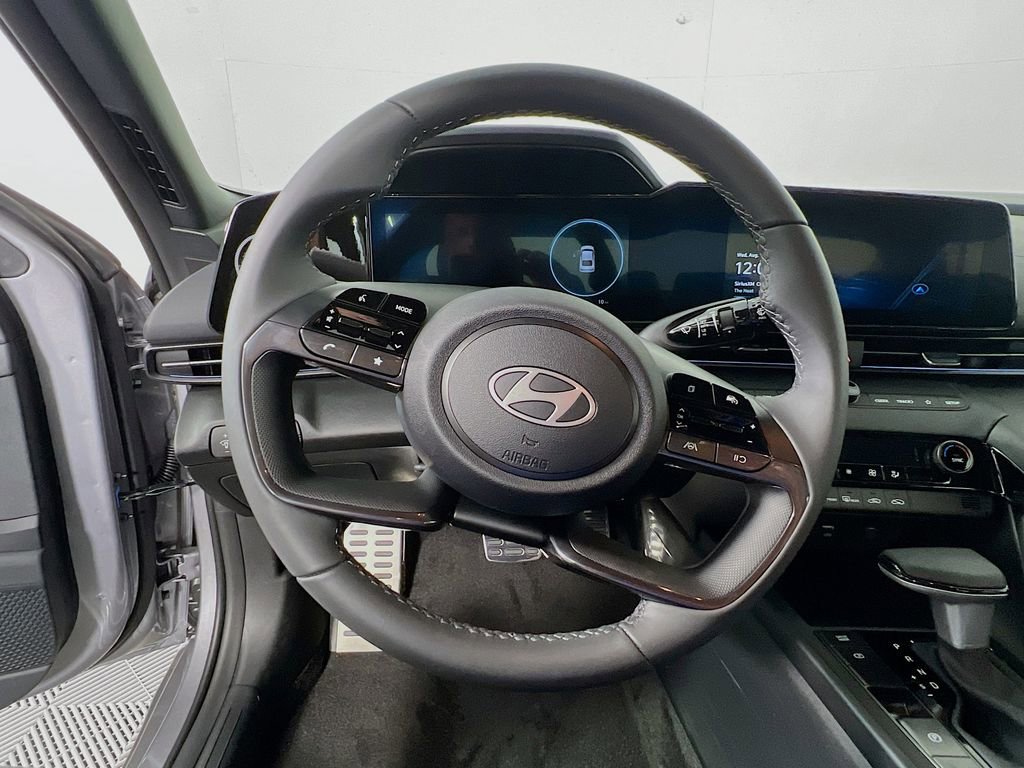 New 2025 Hyundai Elantra SEL w/ Cargo Package image 10