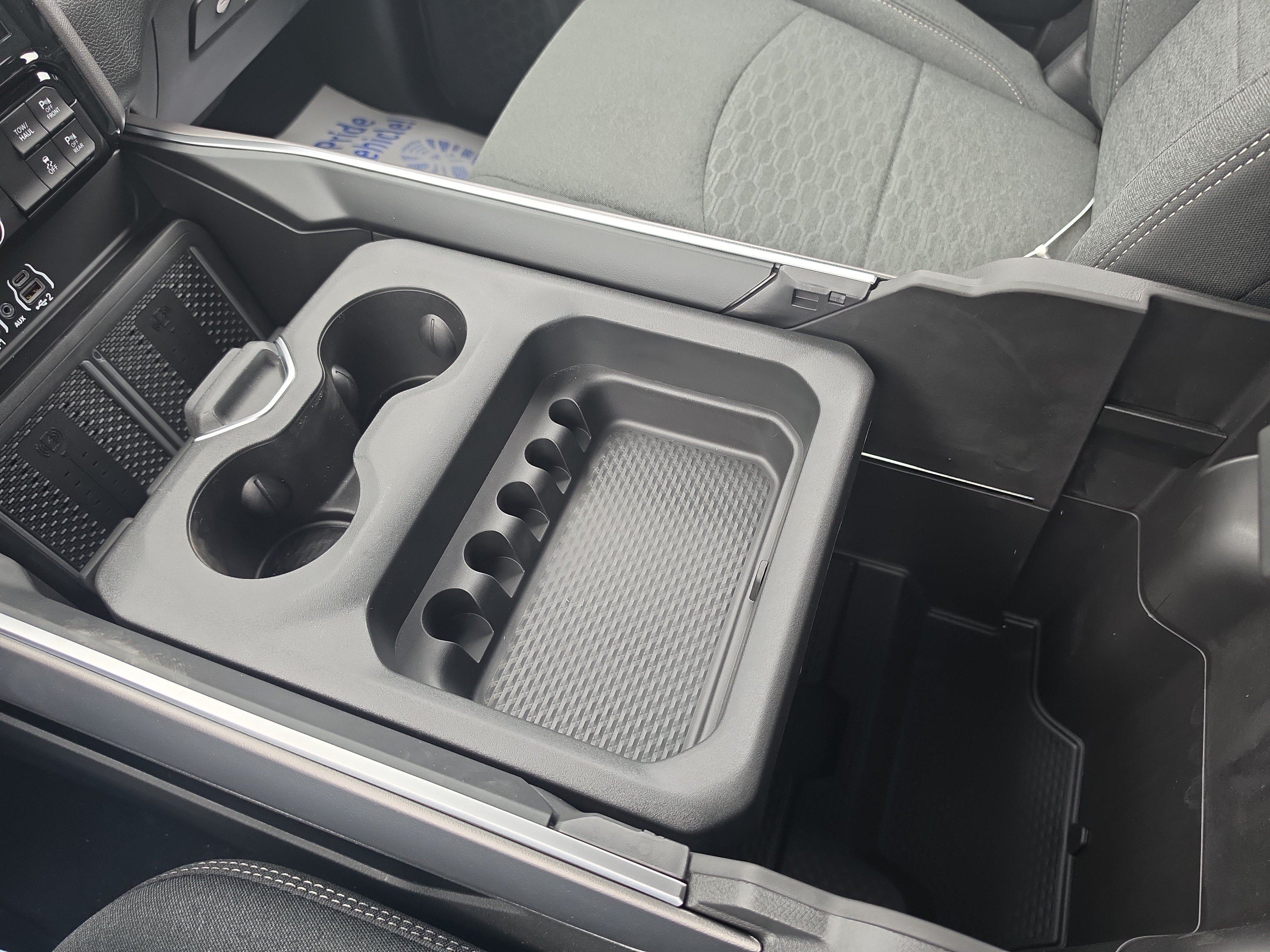 New 2027 RAM 2500 Big Horn AWD/4WD image 32