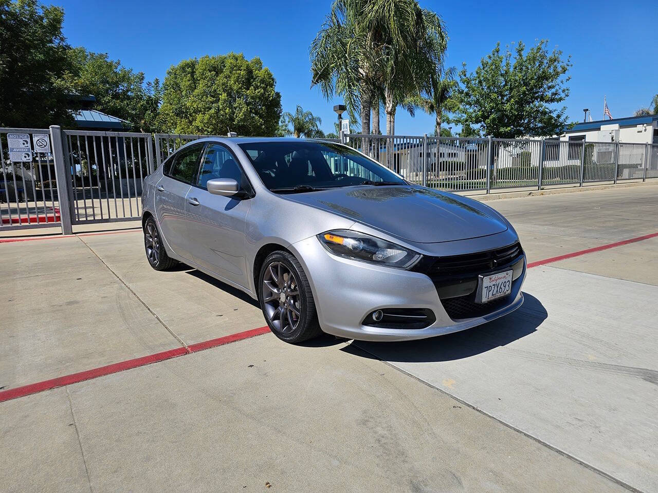 Used 2016 Dodge Dart SXT FWD image 4