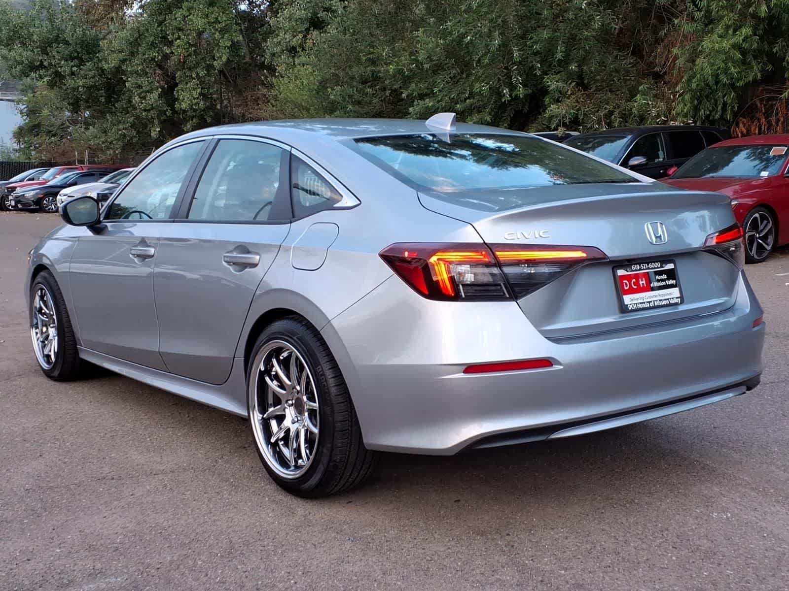 Used 2026 Honda Civic LX image 7