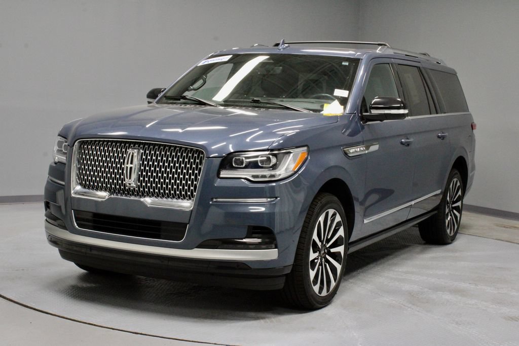 Used 2023 Lincoln Navigator L Reserve AWD/4WD image 9