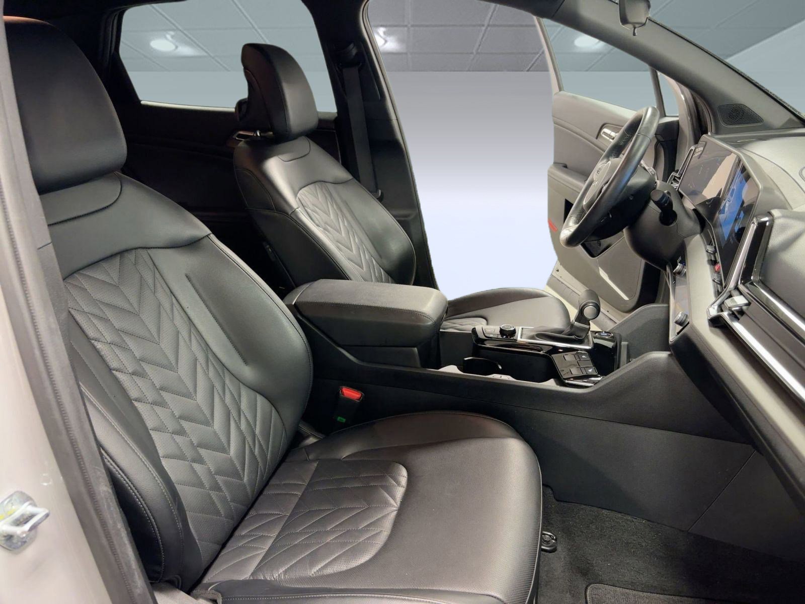 Used 2023 Kia Sportage X-Line image 31