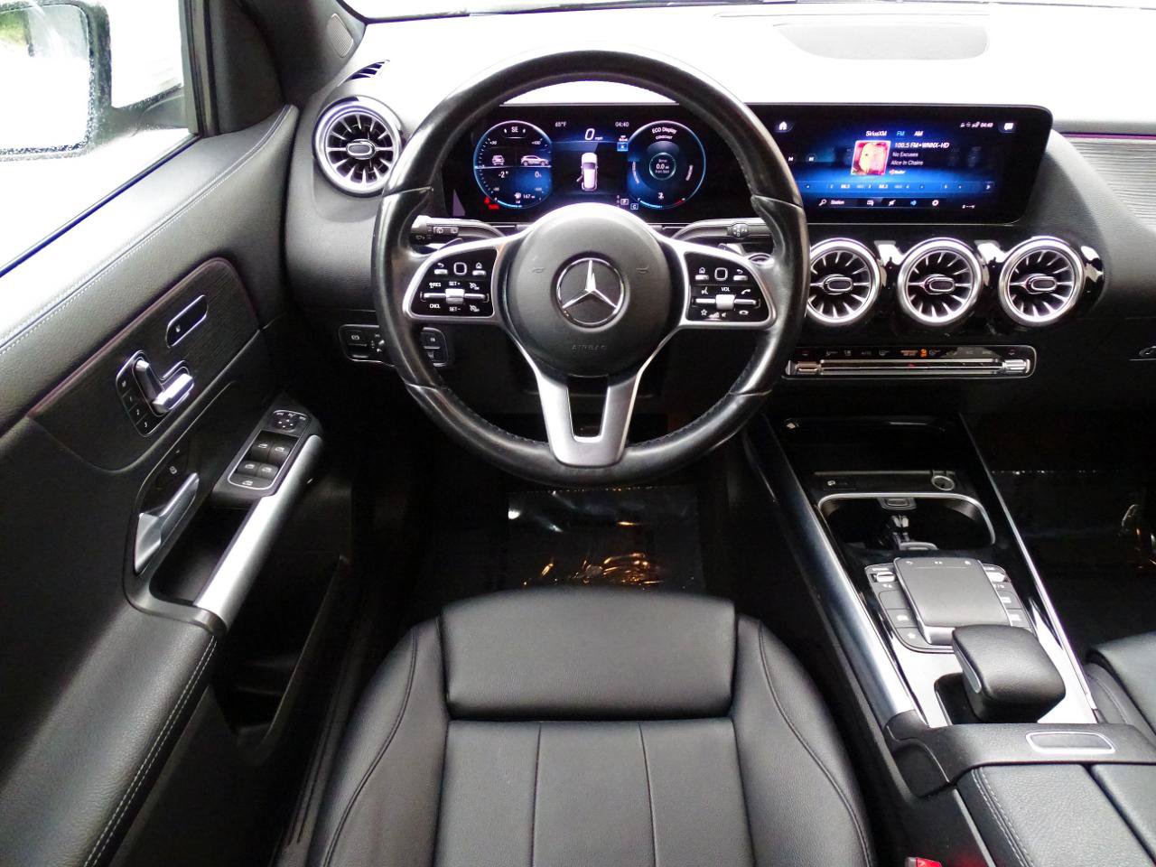 Used 2023 Mercedes-Benz GLA 250 4MATIC w/ Premium Package image 21