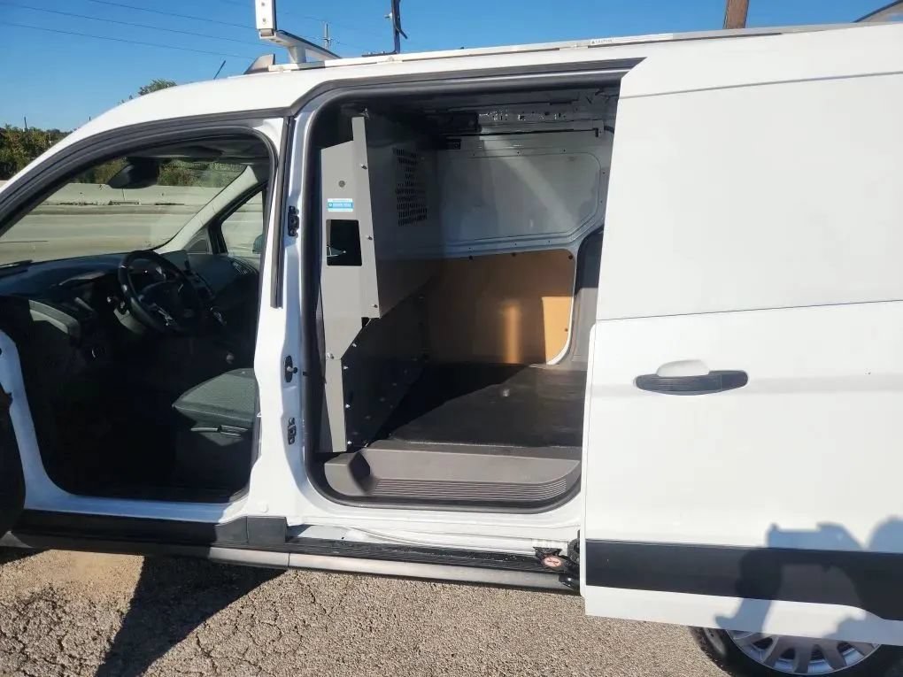 Used 2020 Ford Transit Connect XLT FWD image 10