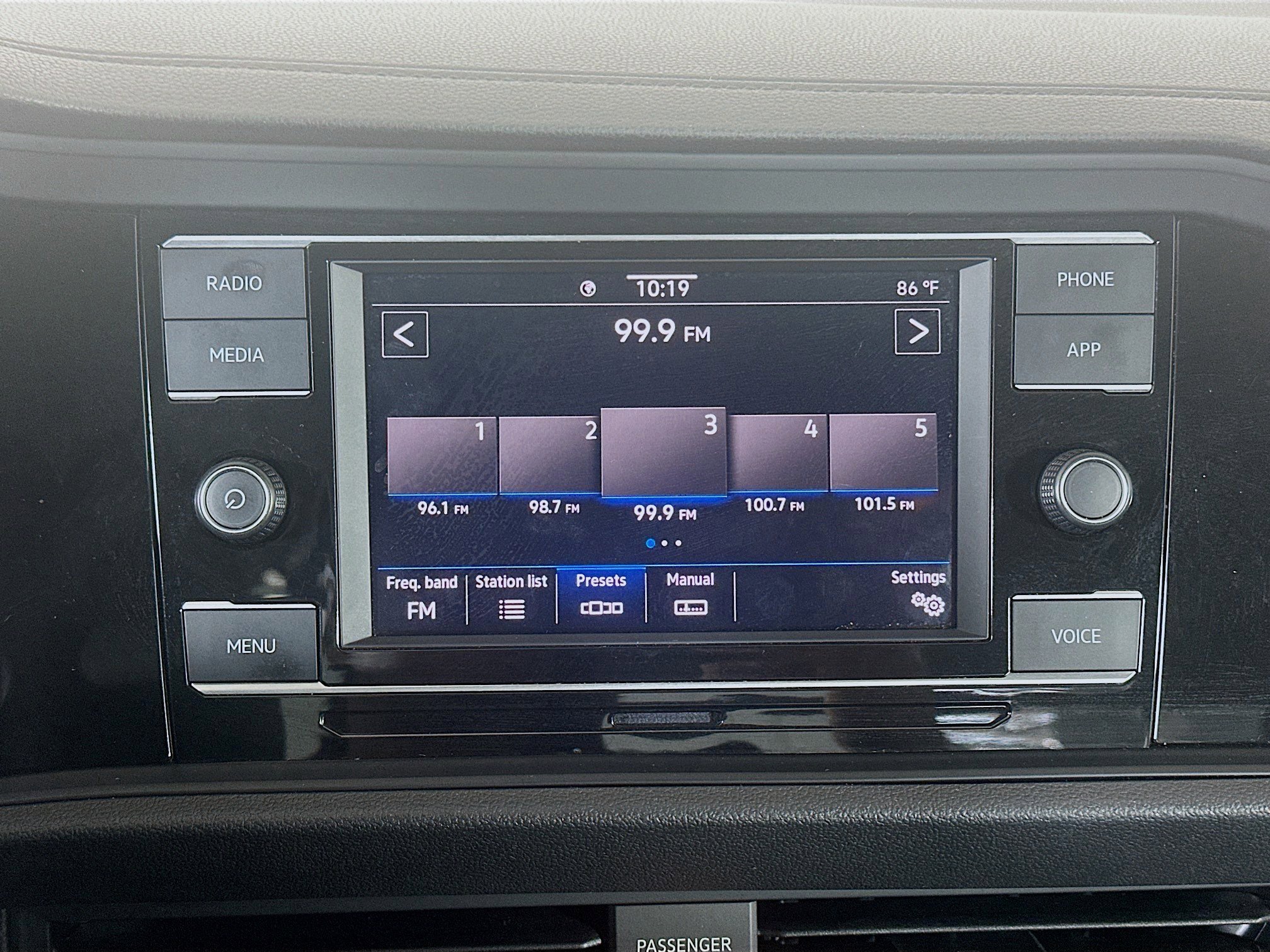 Used 2024 Volkswagen Jetta S image 21