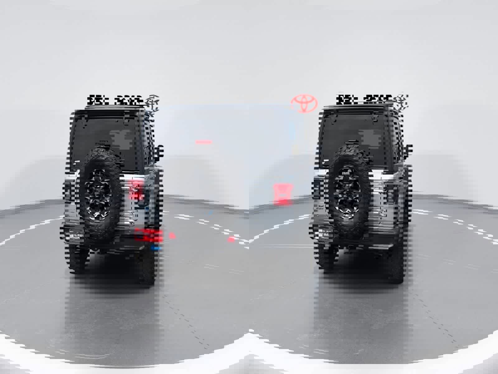 Used 2023 Jeep Wrangler Unlimited Rubicon 4xe w/ Cold Weather Group image 7