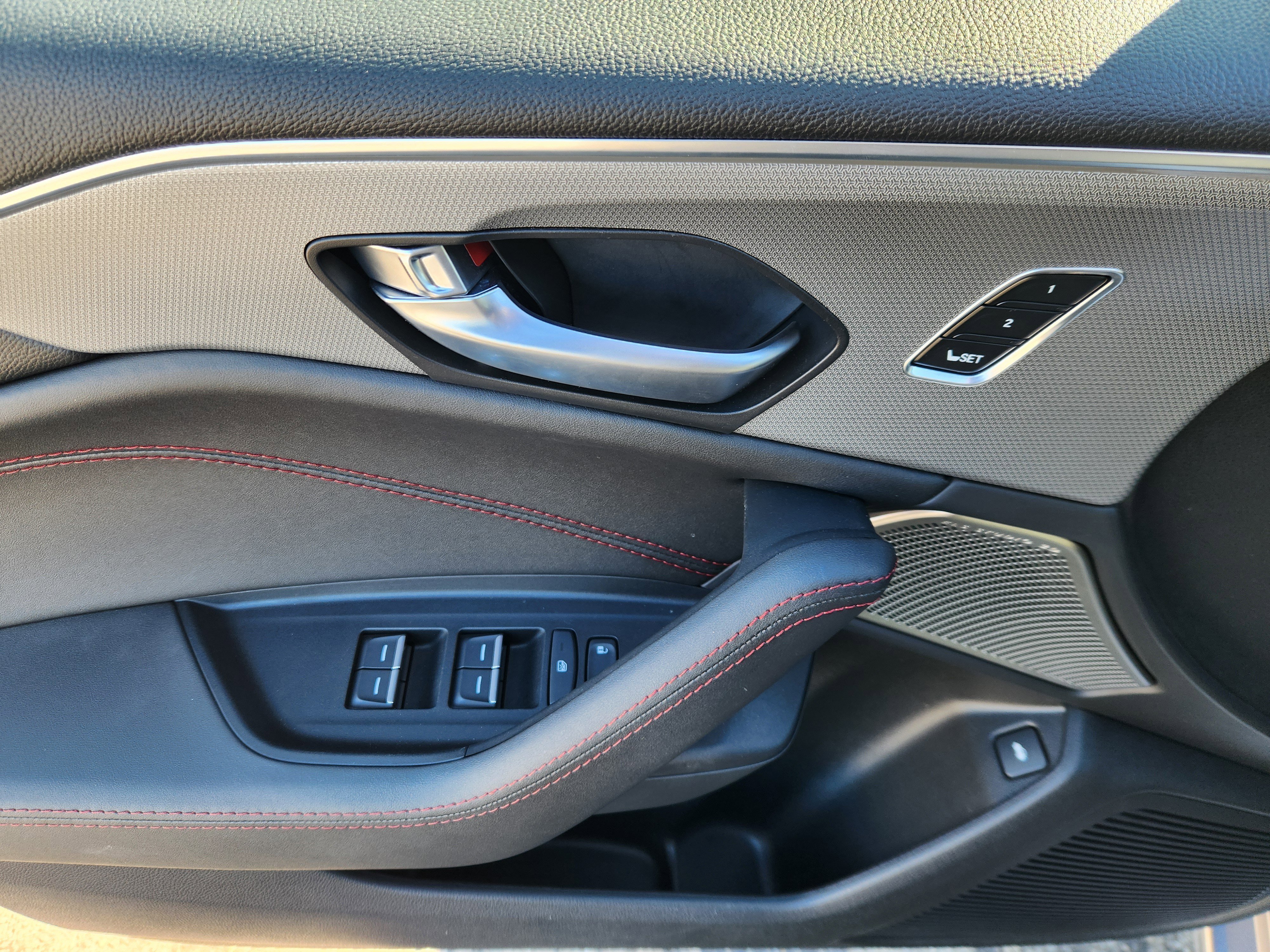 Certified 2025 Acura TLX SH-AWD w/ A-SPEC Pkg image 18