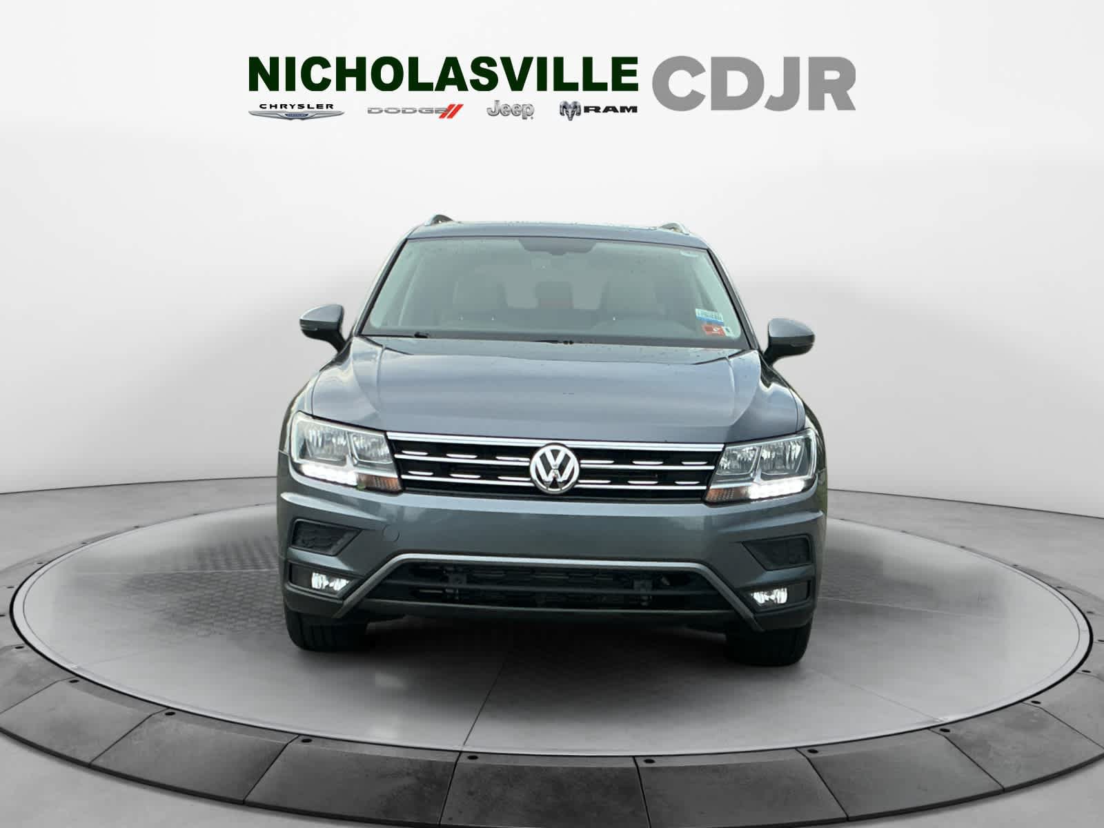 Used 2019 Volkswagen Tiguan SEL AWD/4WD image 8
