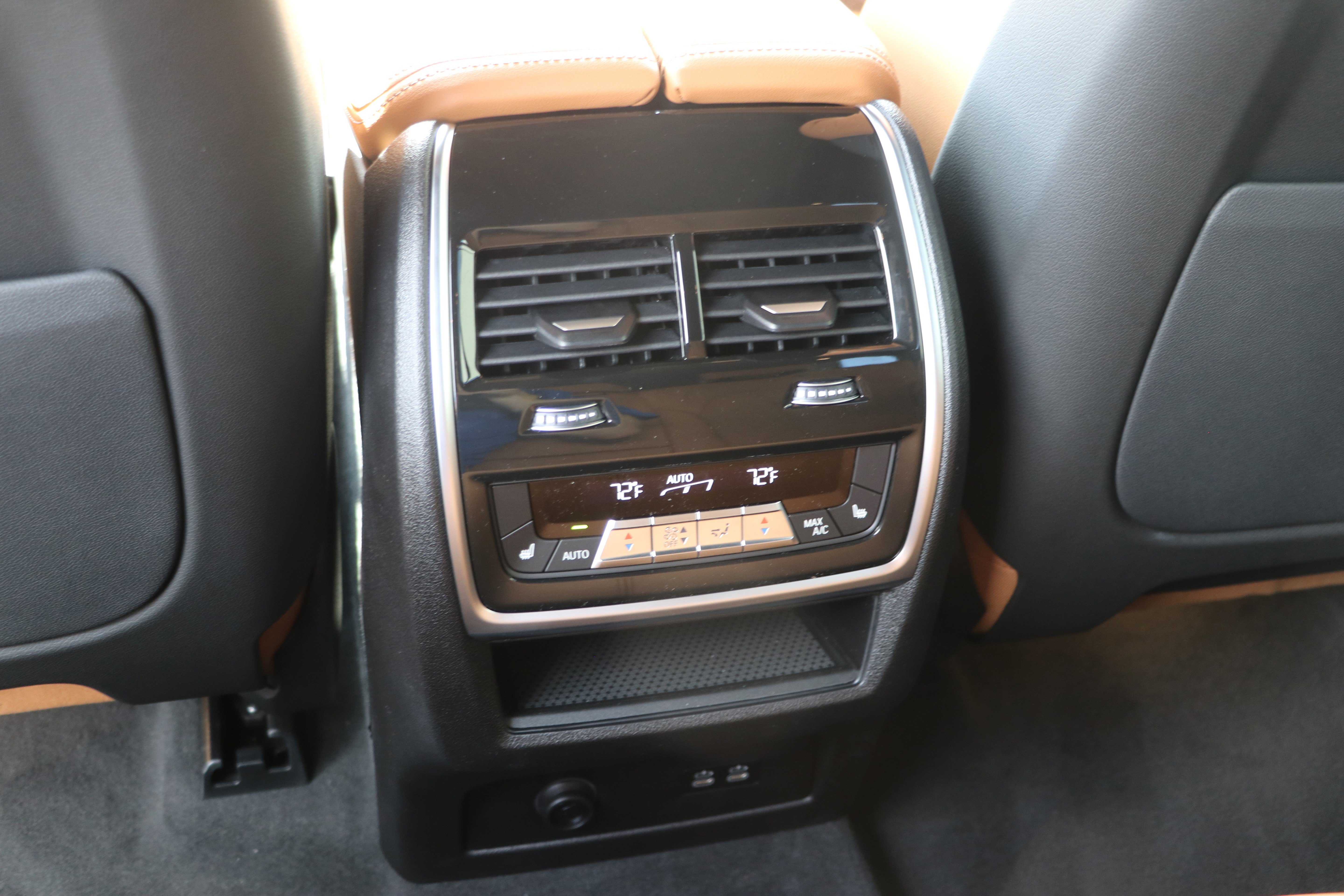 Certified 2026 BMW X5 sDrive40i w/ M Sport Package RWD image 32