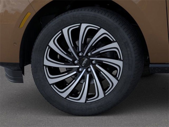 New 2025 Lincoln Navigator L Black Label image 19