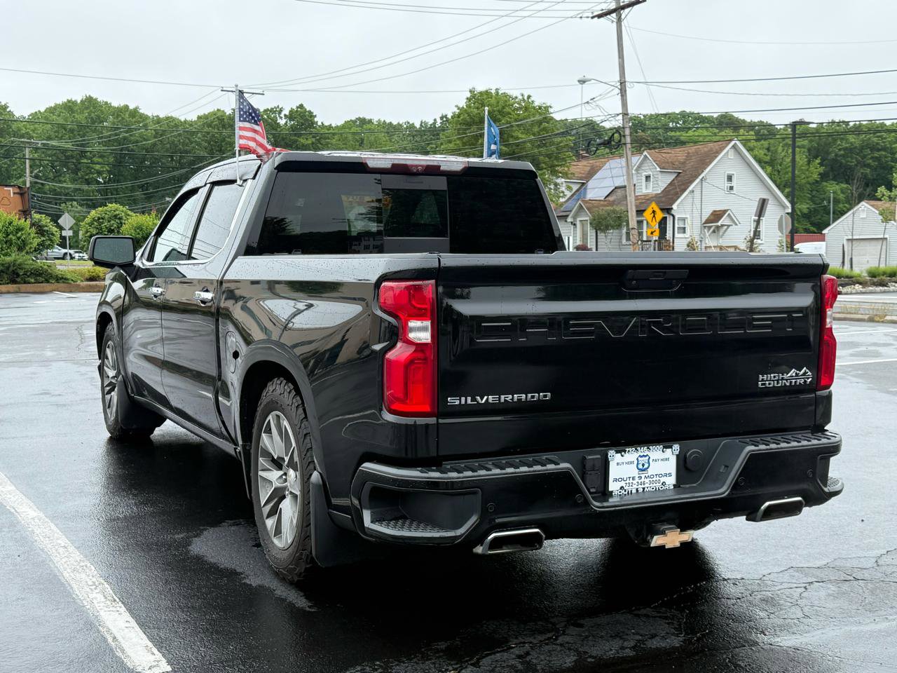 Used 2020 Chevrolet Silverado 1500 High Country w/ Technology Package AWD/4WD image 7