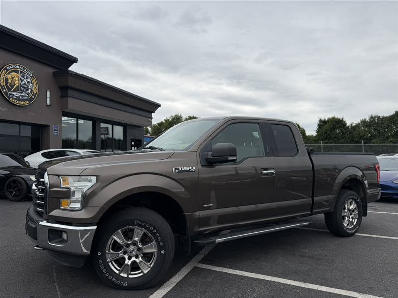 Used 2016 Ford F150 XLT w/ Equipment Group 301A Mid AWD/4WD image 2