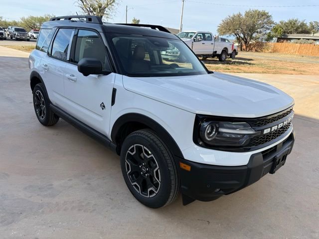 New 2025 Ford Bronco Sport Outer Banks w/ Outer Banks Tech Package+ image 1