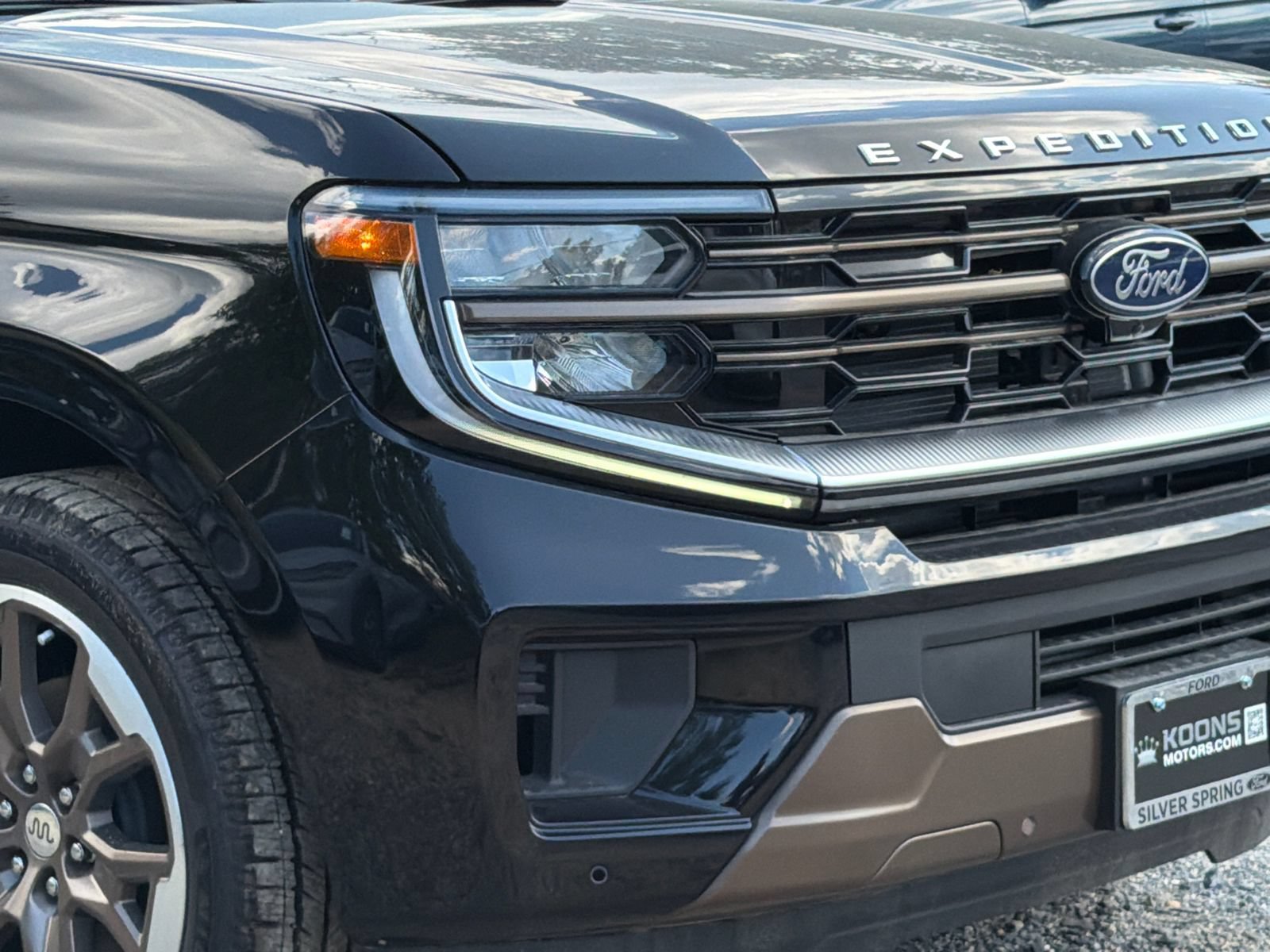 New 2026 Ford Expedition Max King Ranch AWD/4WD image 2