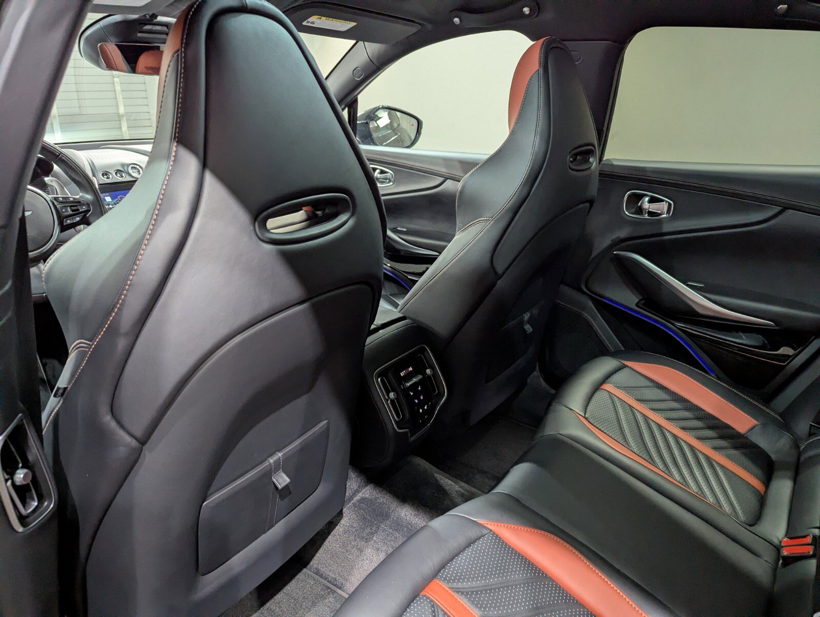 Used 2023 Aston Martin DBX 707 image 21