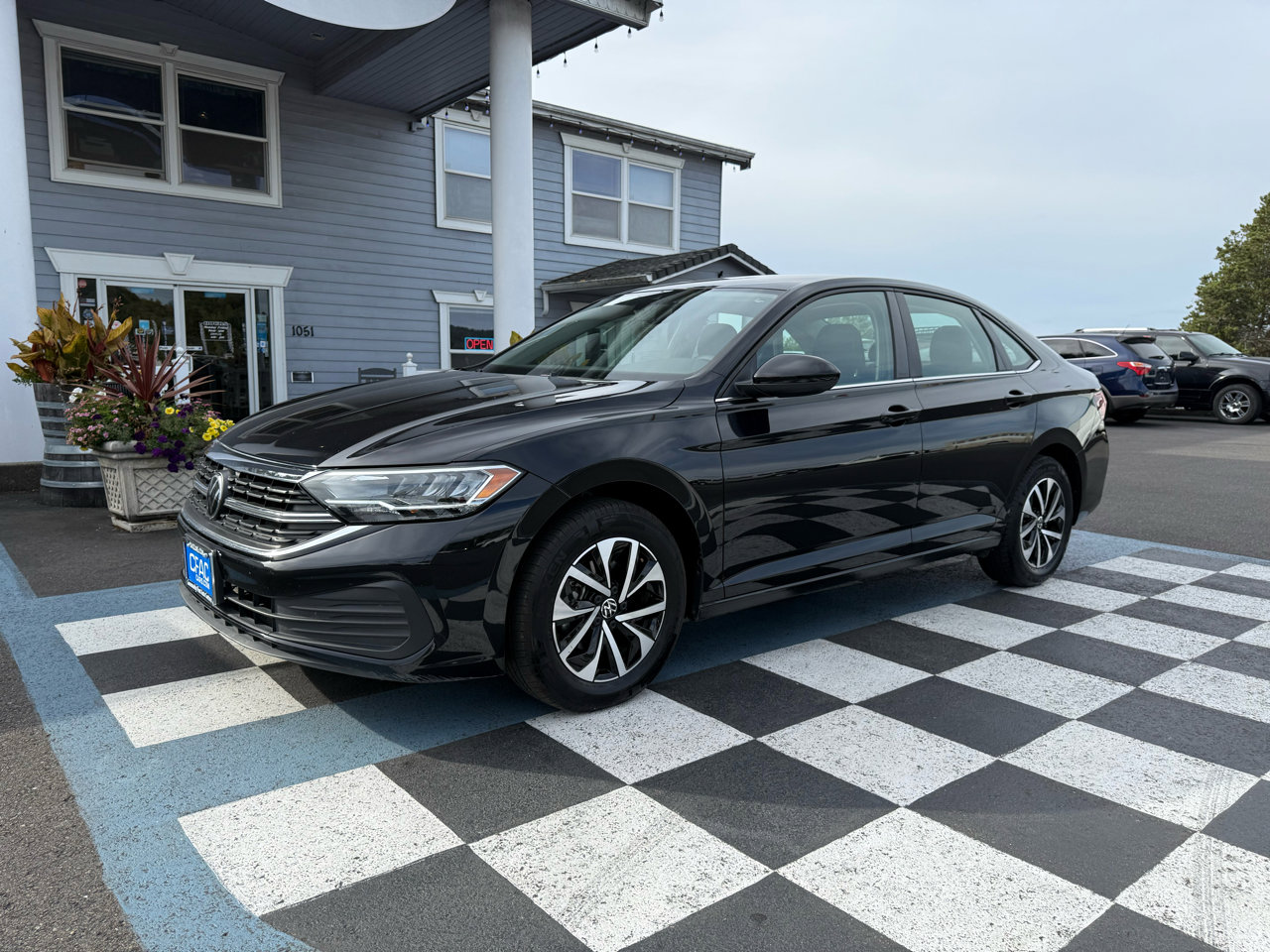 Used 2024 Volkswagen Jetta S image 2