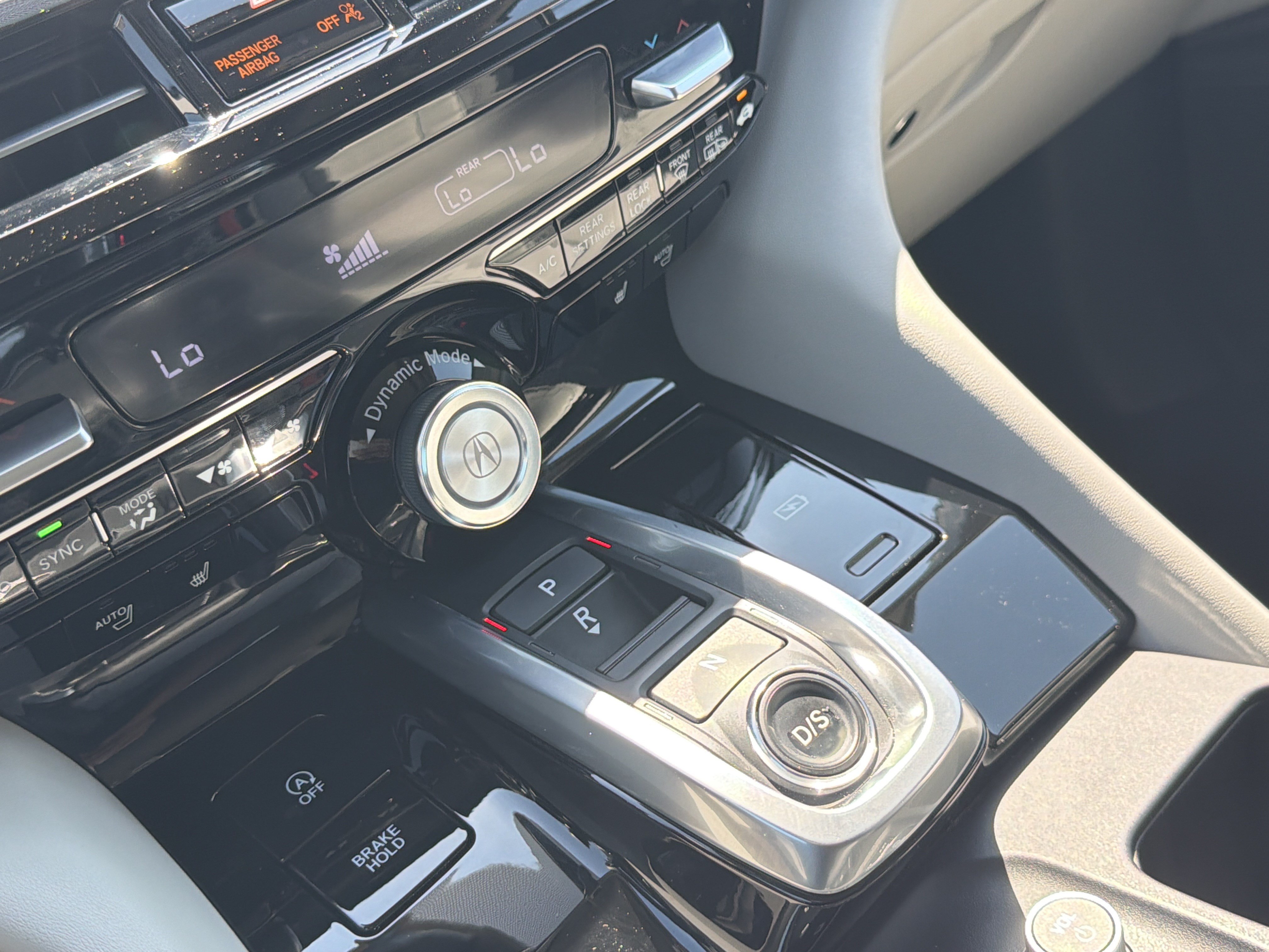 Certified 2024 Acura MDX w/ Technology Package FWD image 26