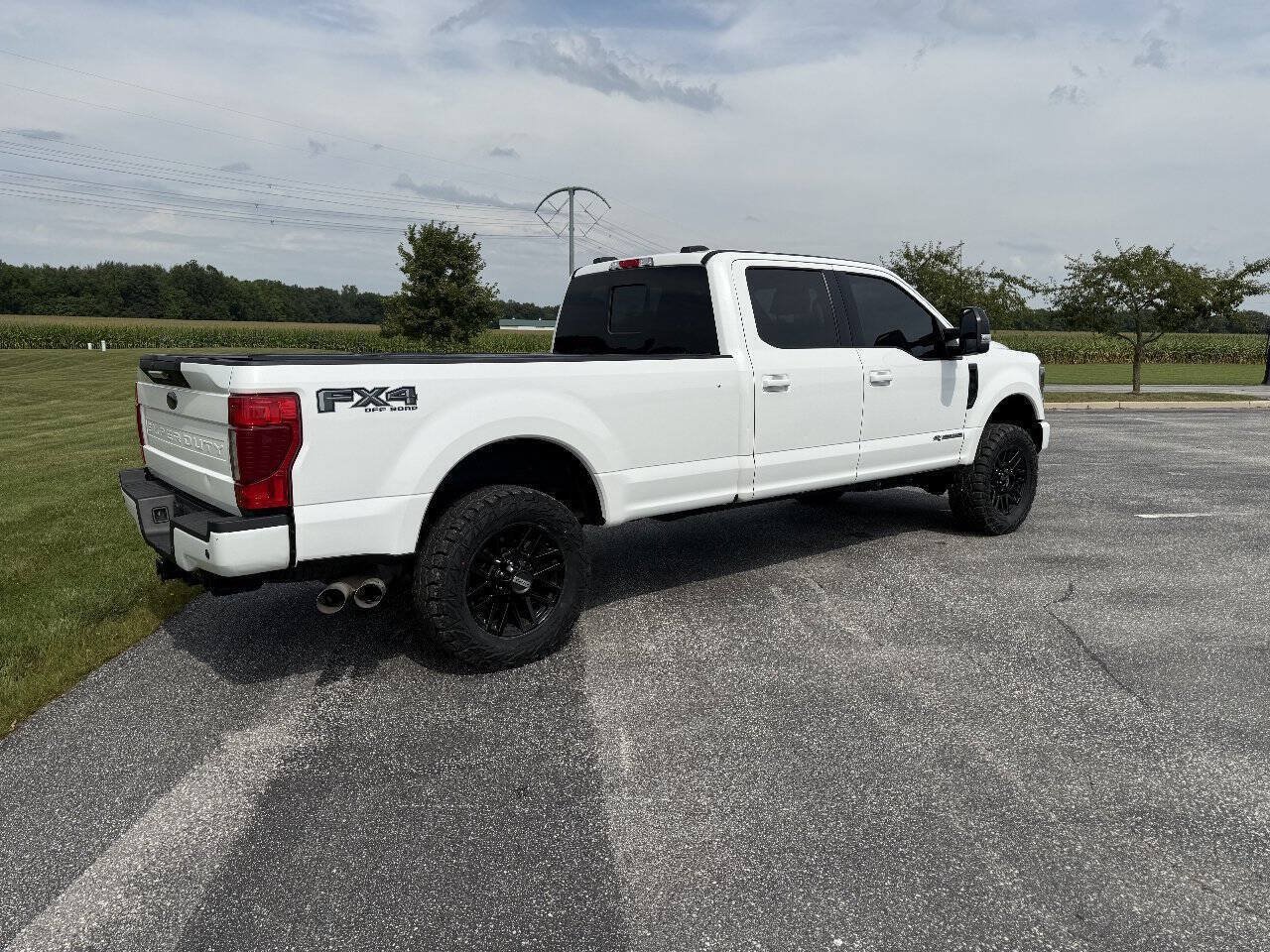 Used 2022 Ford F350 Lariat AWD/4WD image 7