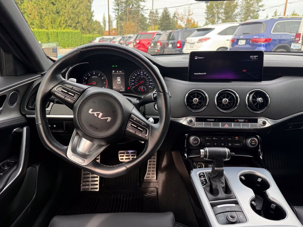 Used 2022 Kia Stinger GT1 AWD/4WD image 25