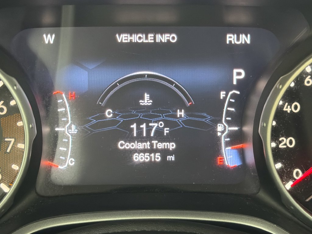 Used 2018 Jeep Compass Latitude w/ Popular Equipment Group AWD/4WD image 43