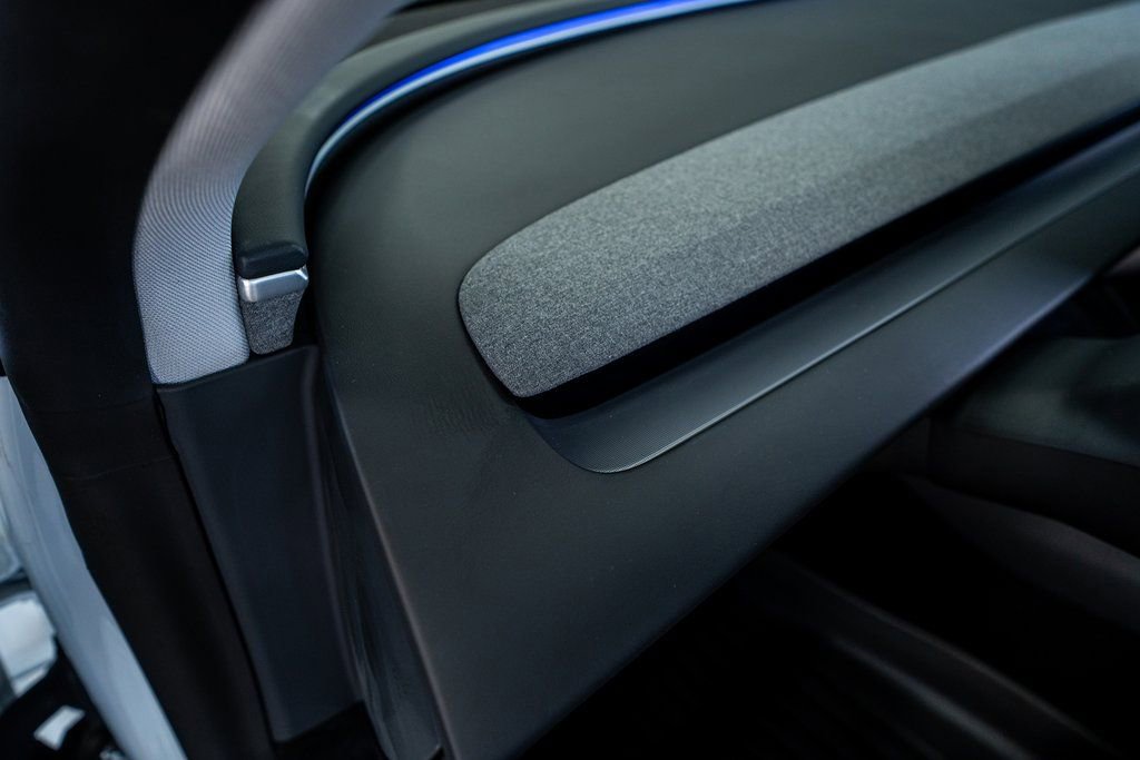 Used 2025 Tesla Model 3 Long Range image 31