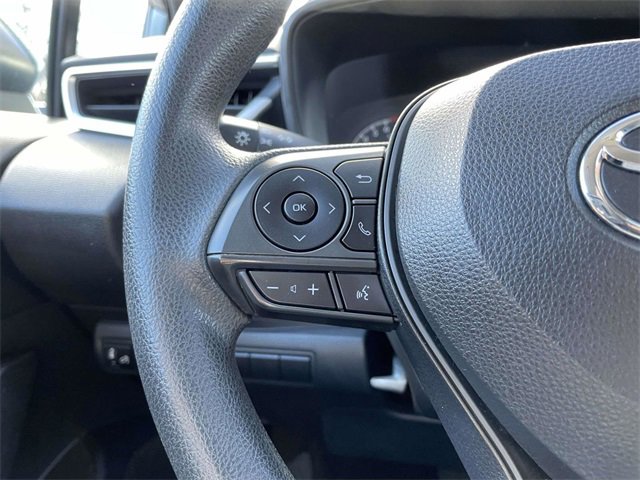 Used 2021 Toyota Corolla LE image 24