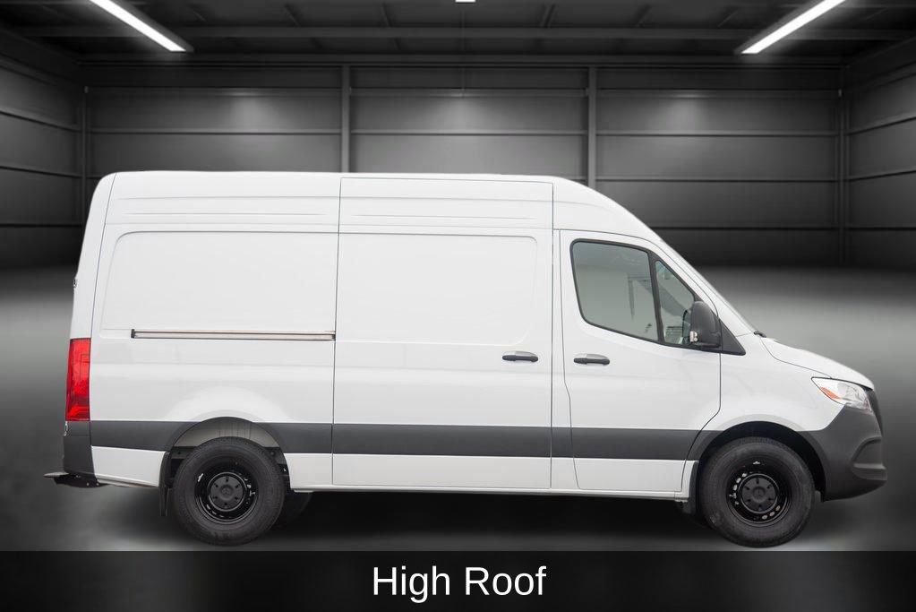 Used 2025 Mercedes-Benz Sprinter 2500 image 7