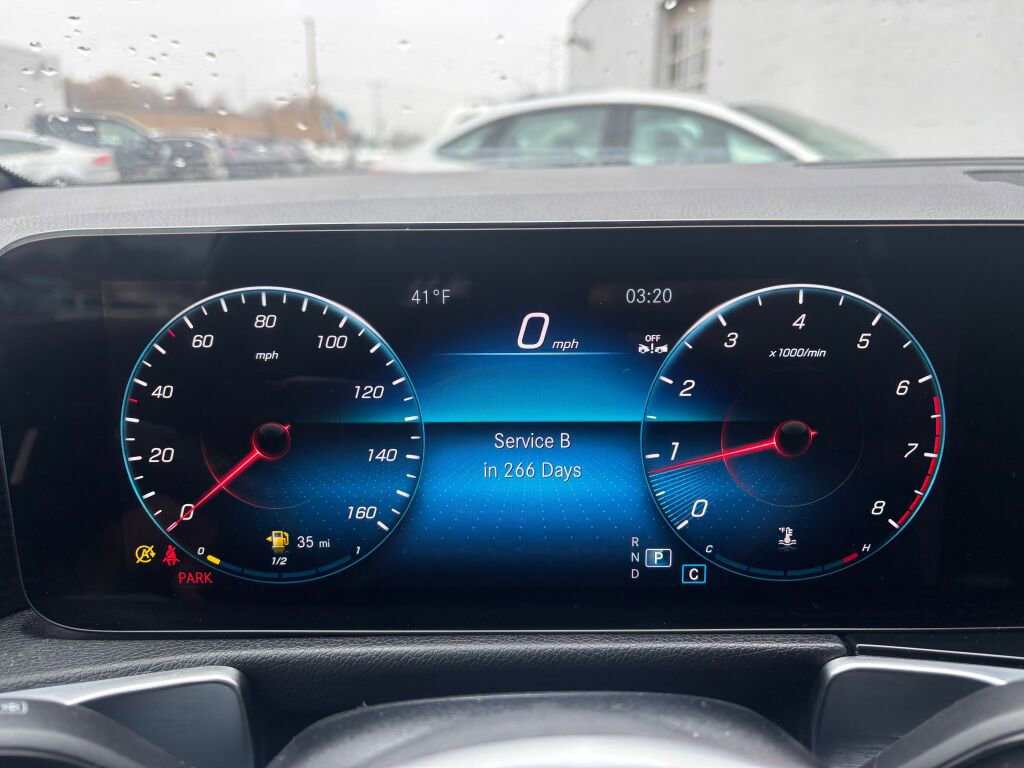 Certified 2023 Mercedes-Benz GLB 250 4MATIC image 19