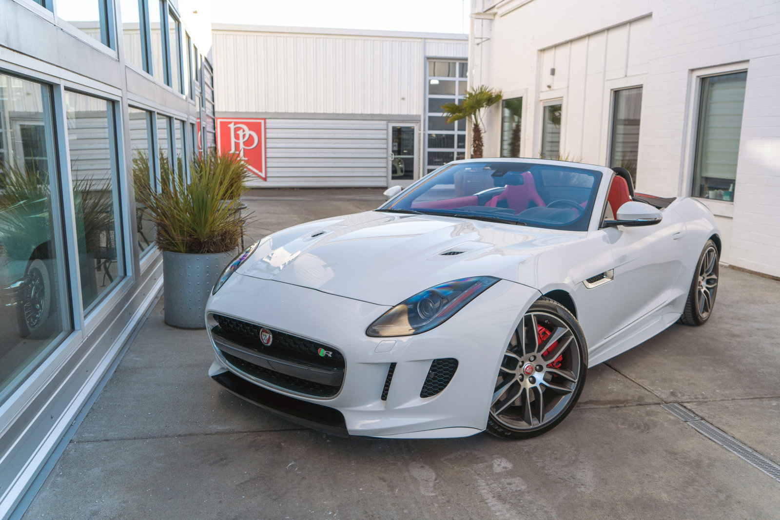 Used 2017 Jaguar F-TYPE R AWD/4WD image 3