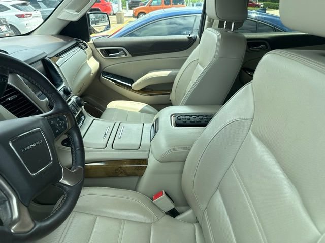 Used 2017 GMC Yukon XL Denali w/ Open Road Package AWD/4WD image 5