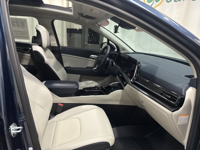 Certified 2024 Kia Sportage EX w/ EX Premium Package AWD/4WD image 25