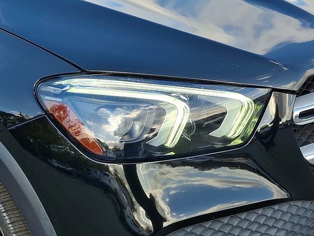 Used 2022 Mercedes-Benz GLE 350 4MATIC w/ Premium Package image 11