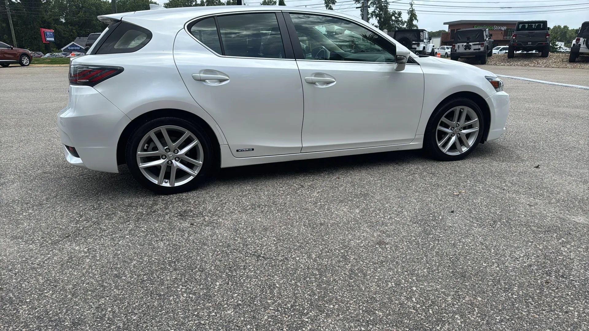 Used 2016 Lexus CT 200h FWD image 6