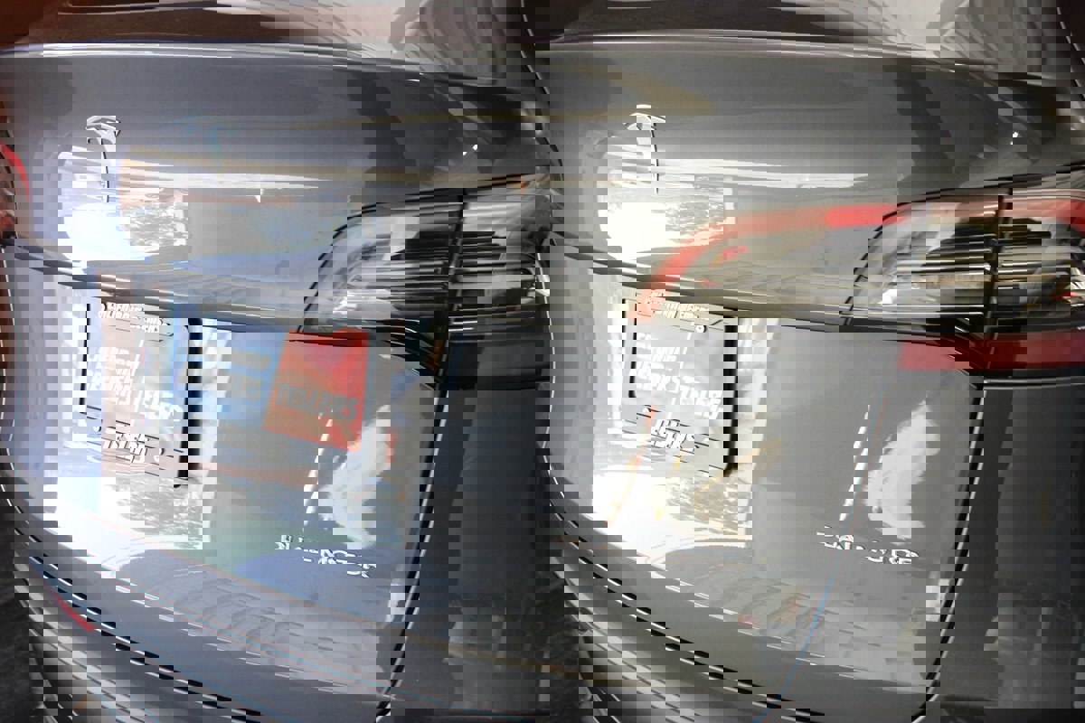 Used 2023 Tesla Model Y Long Range image 12