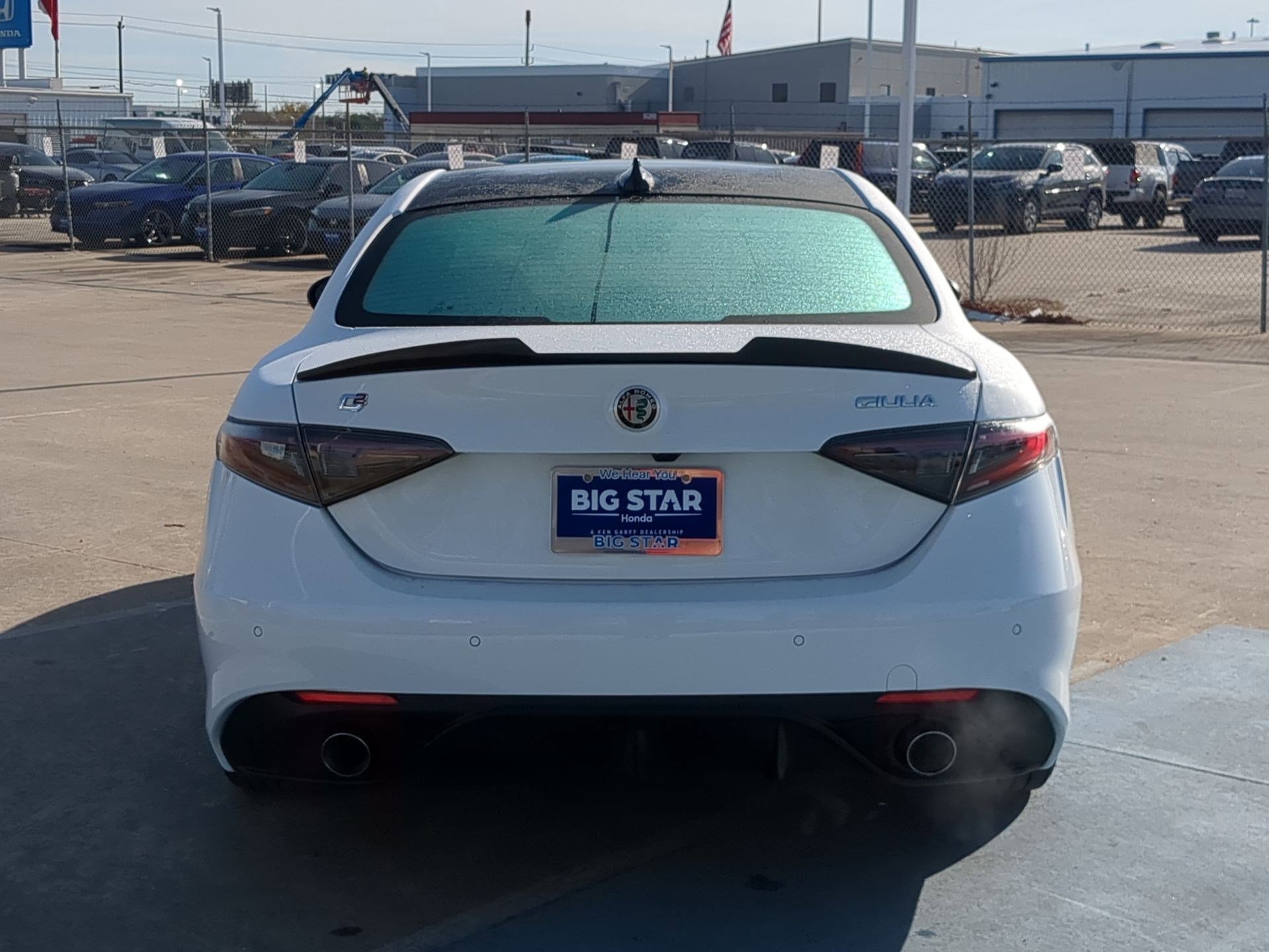 Used 2024 Alfa Romeo Giulia Veloce image 5