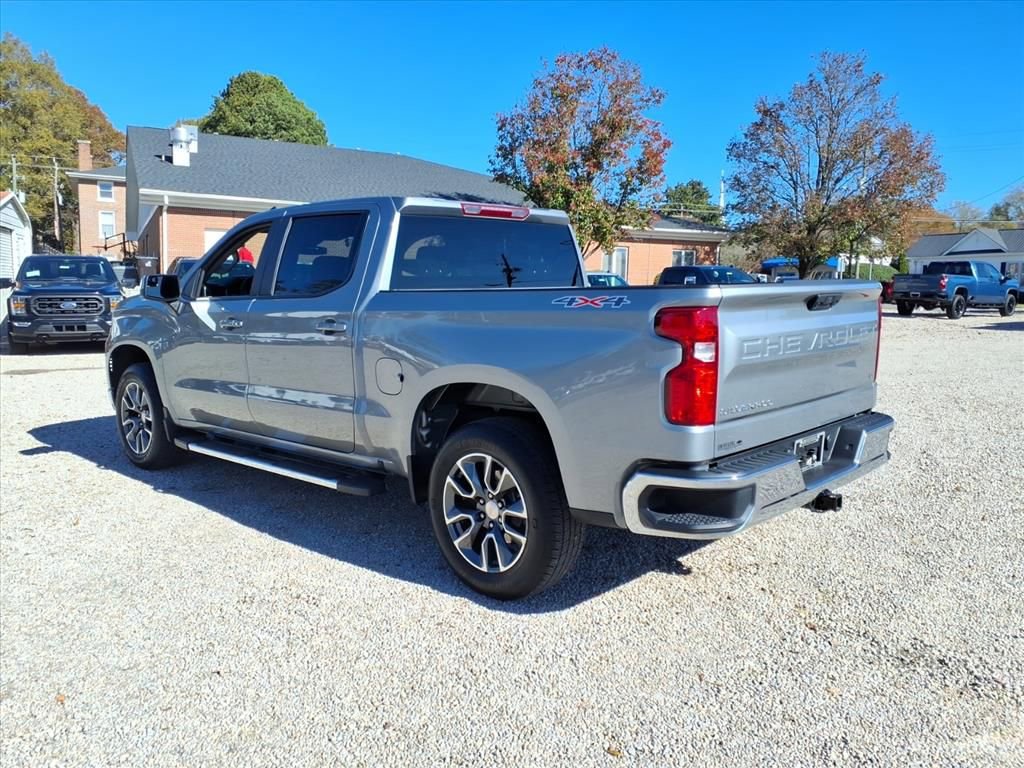 Used 2025 Chevrolet Silverado 1500 LT image 5