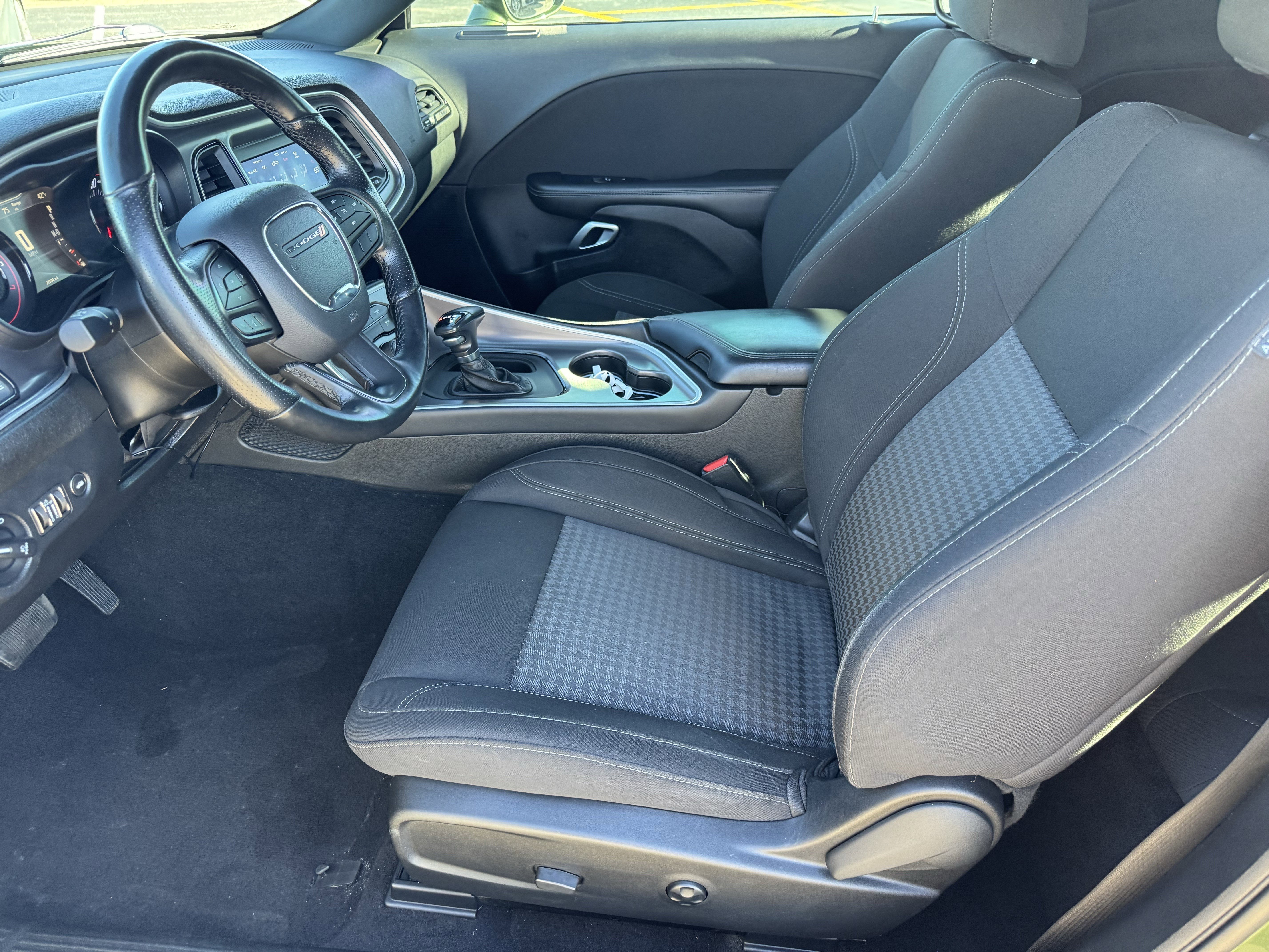 Used 2021 Dodge Challenger SXT w/ Blacktop Package image 5