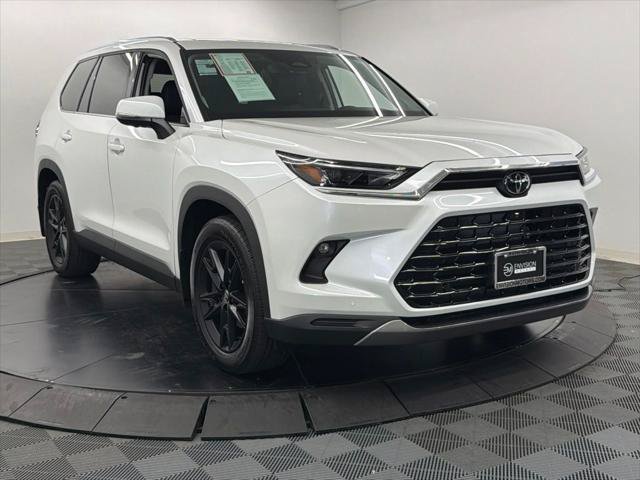 Certified 2026 Toyota Grand Highlander FWD image 8