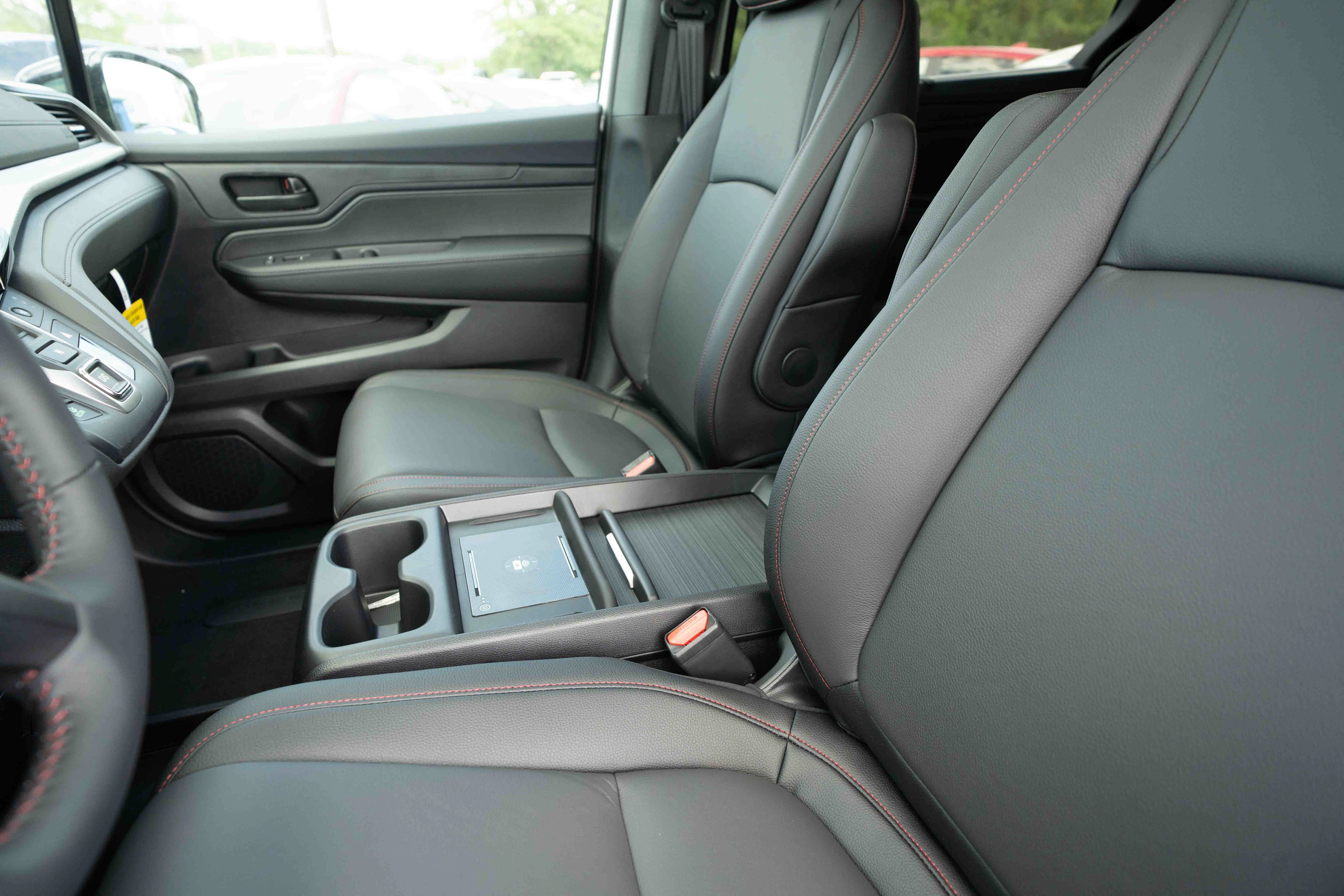 New 2026 Honda Odyssey Sport-L image 10