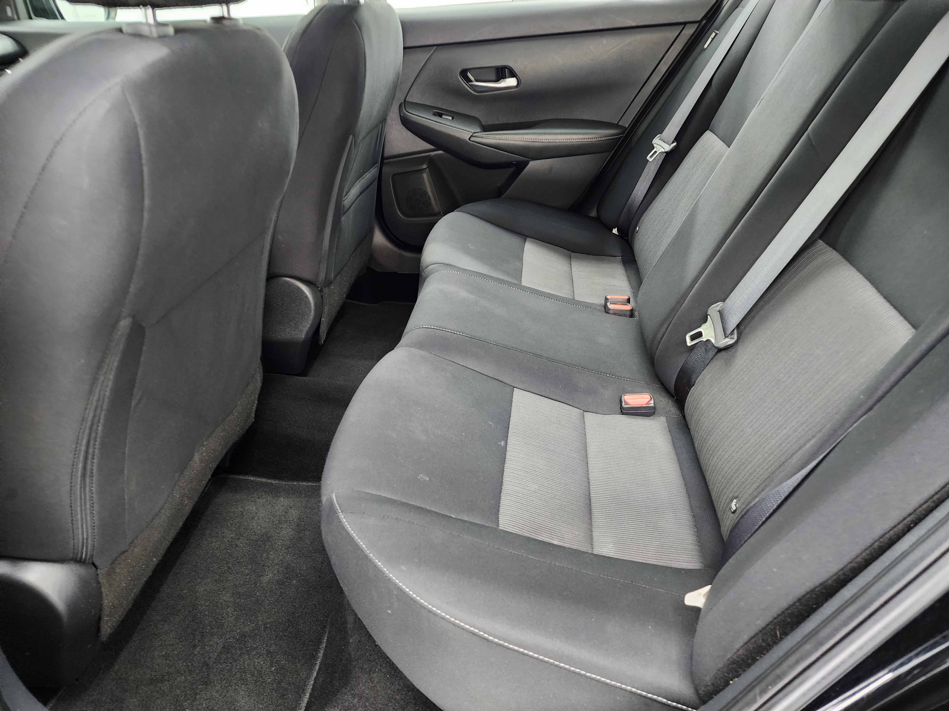Used 2023 Nissan Sentra SV FWD image 9