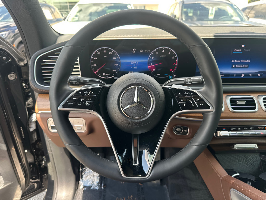 Used 2024 Mercedes-Benz GLS 450 4MATIC image 22