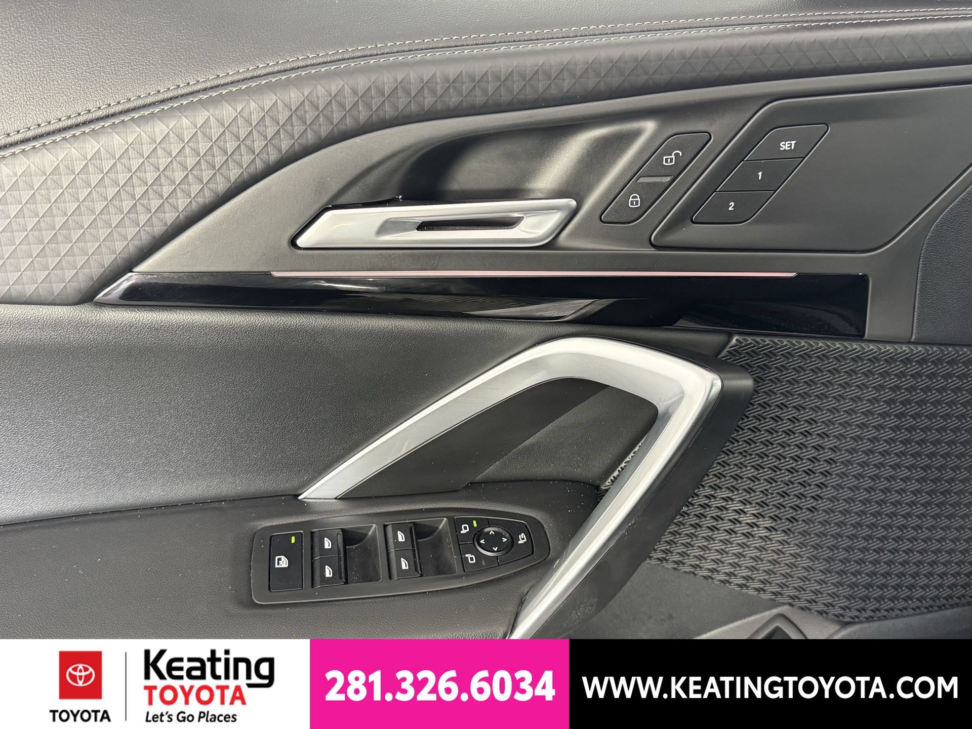 Used 2026 BMW X2 xDrive28i AWD/4WD image 12