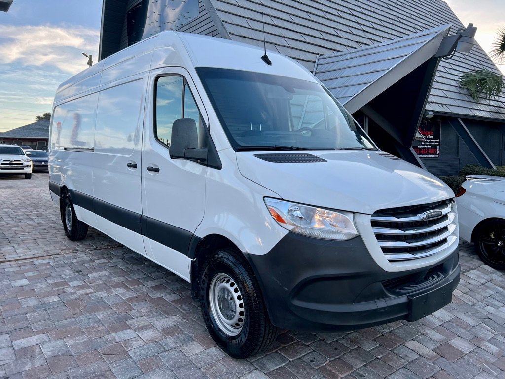 Used 2019 Freightliner Sprinter 2500 image 3