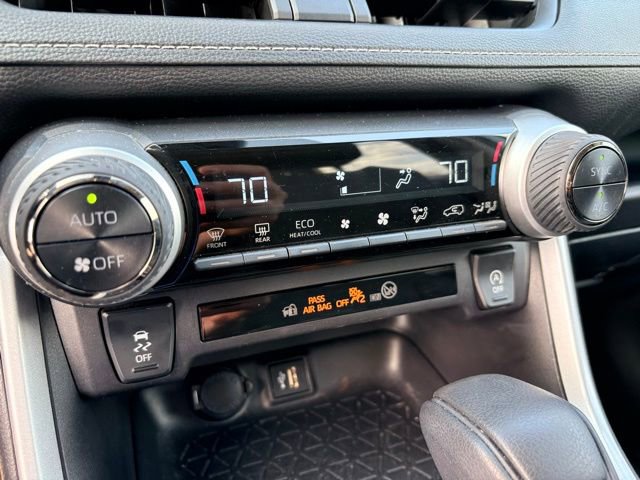 Used 2025 Toyota RAV4 XLE image 27